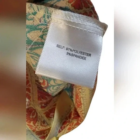 Rose + Olive - Bohemian Sleeveless Top - Picture 7 of 7